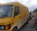 Желтый Мерседес T1, объемом двигателя 2.4 л и пробегом 500 тыс. км за 2000 $, фото 2 на Automoto.ua