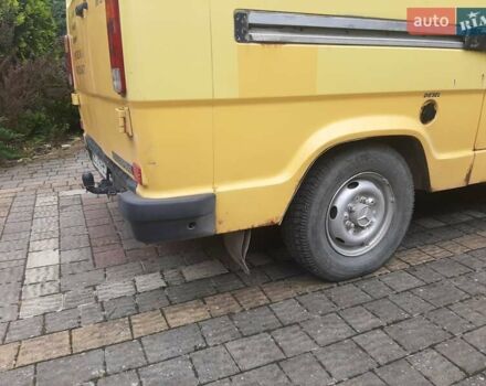 Жовтий Мерседес T1, об'ємом двигуна 2.3 л та пробігом 500 тис. км за 3300 $, фото 15 на Automoto.ua