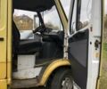 Жовтий Мерседес T1, об'ємом двигуна 2.3 л та пробігом 500 тис. км за 3300 $, фото 1 на Automoto.ua