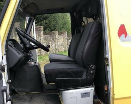 Жовтий Мерседес T1, об'ємом двигуна 2.3 л та пробігом 500 тис. км за 3300 $, фото 3 на Automoto.ua