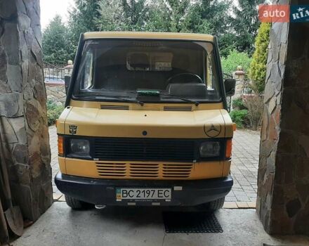 Жовтий Мерседес T1, об'ємом двигуна 2.3 л та пробігом 500 тис. км за 3300 $, фото 12 на Automoto.ua
