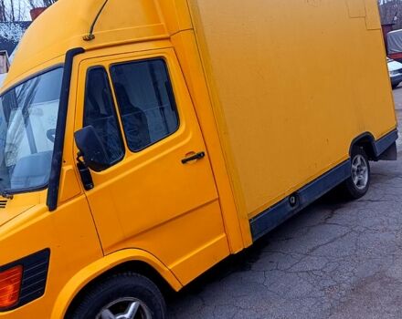 Желтый Мерседес T1, объемом двигателя 2.3 л и пробегом 0 тыс. км за 3500 $, фото 8 на Automoto.ua