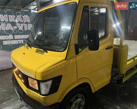 Жовтий Мерседес T1, об'ємом двигуна 3 л та пробігом 250 тис. км за 7500 $, фото 10 на Automoto.ua