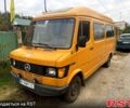 Желтый Мерседес T1, объемом двигателя 2.9 л и пробегом 0 тыс. км за 2800 $, фото 5 на Automoto.ua