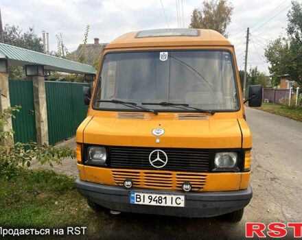 Желтый Мерседес T1, объемом двигателя 2.9 л и пробегом 0 тыс. км за 2800 $, фото 6 на Automoto.ua