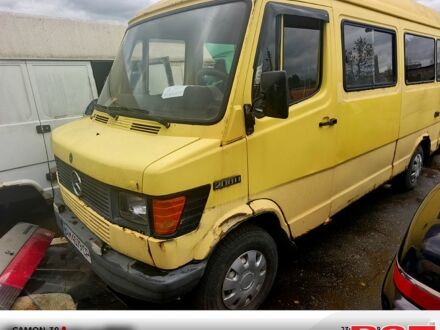 Желтый Мерседес T1, объемом двигателя 2.3 л и пробегом 0 тыс. км за 1450 $, фото 1 на Automoto.ua
