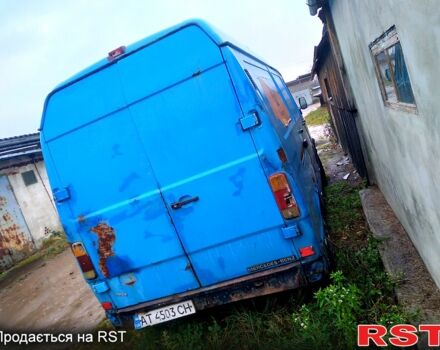 Синий Мерседес T1, объемом двигателя 2.3 л и пробегом 530 тыс. км за 750 $, фото 3 на Automoto.ua