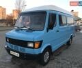 Синий Мерседес T1, объемом двигателя 2.3 л и пробегом 777 тыс. км за 2500 $, фото 2 на Automoto.ua