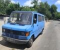 Синій Мерседес T1, об'ємом двигуна 2.4 л та пробігом 800 тис. км за 1800 $, фото 1 на Automoto.ua