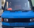 Синий Мерседес T1, объемом двигателя 2.3 л и пробегом 350 тыс. км за 3500 $, фото 1 на Automoto.ua