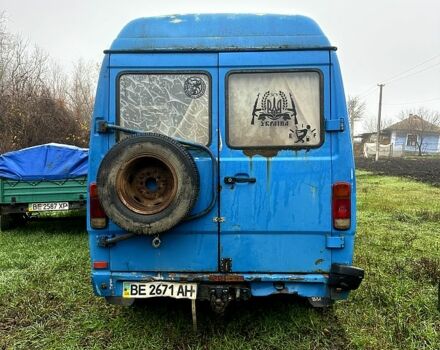 Синій Мерседес T1, об'ємом двигуна 2.4 л та пробігом 0 тис. км за 999 $, фото 3 на Automoto.ua