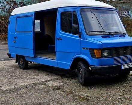 Синий Мерседес T1, объемом двигателя 2.3 л и пробегом 100 тыс. км за 4000 $, фото 6 на Automoto.ua