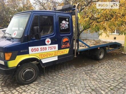Мерседес T1 1990 в Остоге на Automoto.ua Синий Мерседес T1, объемом двигателя 3 л и пробегом 5 тыс. км за 6300 $, фото 1 на Automoto.ua