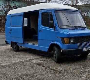 Синій Мерседес T1, об'ємом двигуна 2.3 л та пробігом 3 тис. км за 4200 $, фото 1 на Automoto.ua