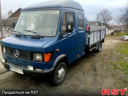 Синій Мерседес T1, об'ємом двигуна 2.9 л та пробігом 350 тис. км за 4500 $, фото 1 на Automoto.ua