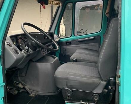 Зеленый Мерседес T1, объемом двигателя 2.86 л и пробегом 500 тыс. км за 10500 $, фото 11 на Automoto.ua