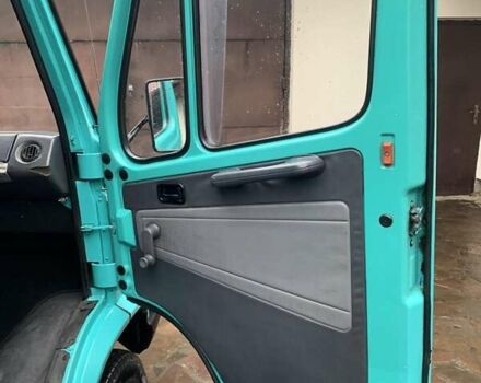 Зеленый Мерседес T1, объемом двигателя 2.86 л и пробегом 500 тыс. км за 10500 $, фото 13 на Automoto.ua