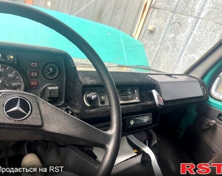 Зелений Мерседес T1, об'ємом двигуна 2.3 л та пробігом 316 тис. км за 3100 $, фото 6 на Automoto.ua