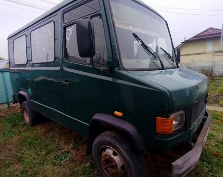 Зеленый Мерседес T1, объемом двигателя 4 л и пробегом 400 тыс. км за 3100 $, фото 7 на Automoto.ua