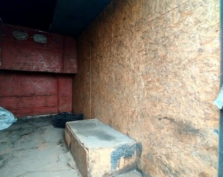 Зеленый Мерседес T1, объемом двигателя 4 л и пробегом 400 тыс. км за 3100 $, фото 10 на Automoto.ua