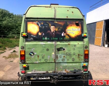 Зелений Мерседес T1, об'ємом двигуна 2.9 л та пробігом 714 тис. км за 2500 $, фото 2 на Automoto.ua