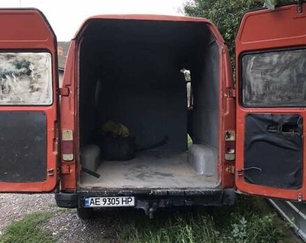 Оранжевый Мерседес T1, объемом двигателя 2.4 л и пробегом 350 тыс. км за 1500 $, фото 6 на Automoto.ua