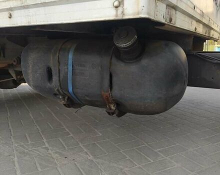 Білий Мерседес T2, об'ємом двигуна 4 л та пробігом 120 тис. км за 2500 $, фото 4 на Automoto.ua