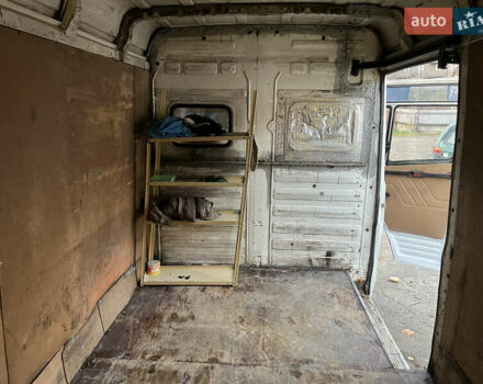 Білий Мерседес T2, об'ємом двигуна 3.97 л та пробігом 705 тис. км за 5500 $, фото 11 на Automoto.ua