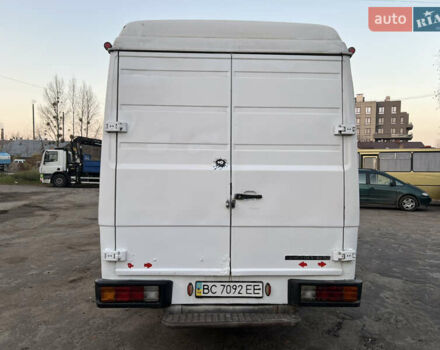 Білий Мерседес T2, об'ємом двигуна 3.97 л та пробігом 705 тис. км за 5500 $, фото 3 на Automoto.ua