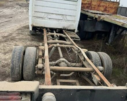 Білий Мерседес T2, об'ємом двигуна 4 л та пробігом 280 тис. км за 2500 $, фото 1 на Automoto.ua