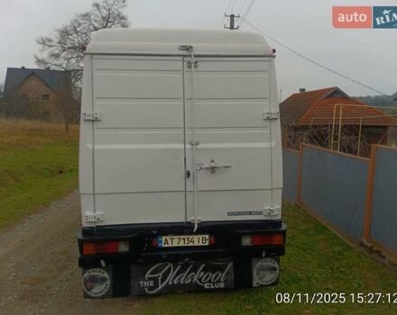 Белый Мерседес T2, объемом двигателя 3.97 л и пробегом 350 тыс. км за 7200 $, фото 8 на Automoto.ua