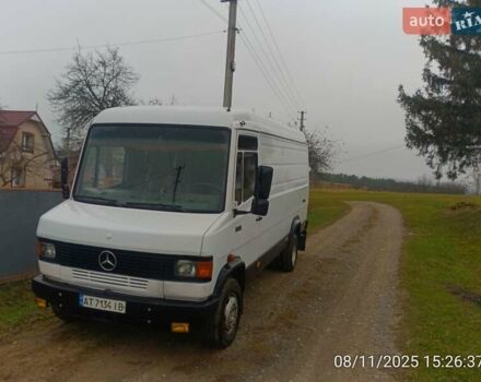 Белый Мерседес T2, объемом двигателя 3.97 л и пробегом 350 тыс. км за 7200 $, фото 4 на Automoto.ua