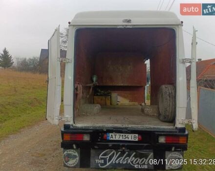 Белый Мерседес T2, объемом двигателя 3.97 л и пробегом 350 тыс. км за 7200 $, фото 19 на Automoto.ua