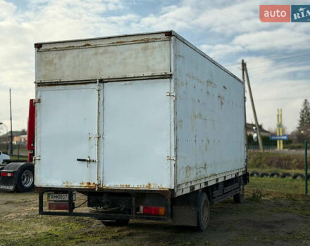 Білий Мерседес T2, об'ємом двигуна 4.3 л та пробігом 500 тис. км за 6100 $, фото 4 на Automoto.ua