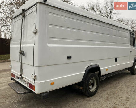 Белый Мерседес T2, объемом двигателя 3.97 л и пробегом 550 тыс. км за 6800 $, фото 5 на Automoto.ua