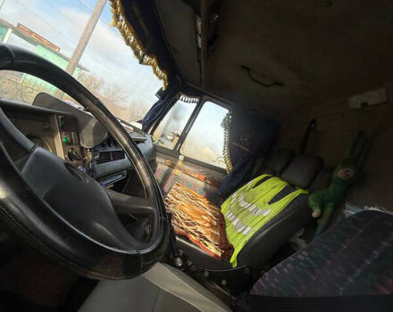 Білий Мерседес T2, об'ємом двигуна 4.3 л та пробігом 500 тис. км за 6100 $, фото 3 на Automoto.ua