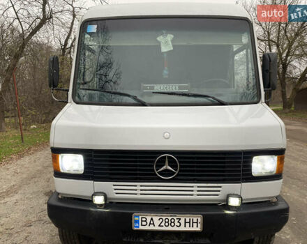 Белый Мерседес T2, объемом двигателя 3.97 л и пробегом 550 тыс. км за 6800 $, фото 8 на Automoto.ua