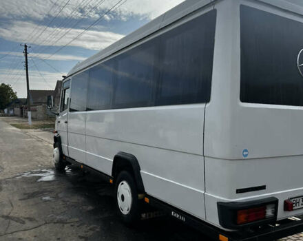 Мерседес T2 1991 в Арцизе на Automoto.ua Белый Мерседес T2, объемом двигателя 4 л и пробегом 600 тыс. км за 8000 $, фото 4 на Automoto.ua