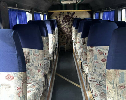 Мерседес T2 1991 в Арцизе на Automoto.ua Белый Мерседес T2, объемом двигателя 4 л и пробегом 600 тыс. км за 8000 $, фото 3 на Automoto.ua