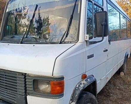Белый Мерседес T2, объемом двигателя 4 л и пробегом 7 тыс. км за 2700 $, фото 6 на Automoto.ua