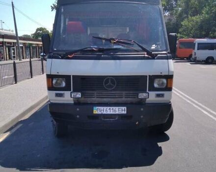 Білий Мерседес T2, об'ємом двигуна 3.97 л та пробігом 7 тис. км за 10000 $, фото 2 на Automoto.ua