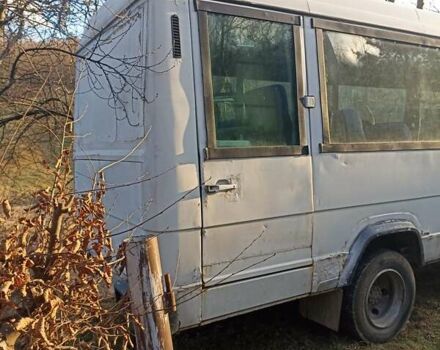 Белый Мерседес T2, объемом двигателя 4 л и пробегом 7 тыс. км за 2700 $, фото 25 на Automoto.ua