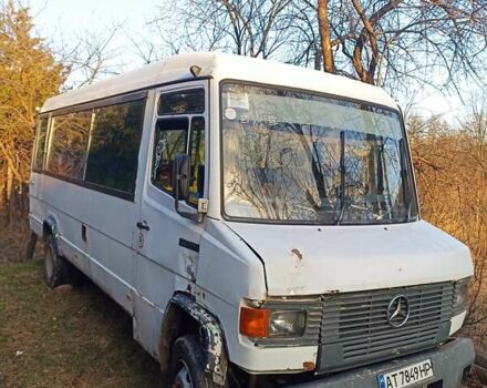 Белый Мерседес T2, объемом двигателя 4 л и пробегом 7 тыс. км за 2700 $, фото 8 на Automoto.ua