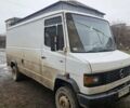 Белый Мерседес T2, объемом двигателя 3.97 л и пробегом 500 тыс. км за 5500 $, фото 8 на Automoto.ua