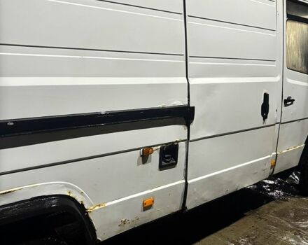 Белый Мерседес T2, объемом двигателя 4 л и пробегом 0 тыс. км за 3000 $, фото 3 на Automoto.ua