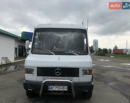 Белый Мерседес T2, объемом двигателя 3.97 л и пробегом 400 тыс. км за 5000 $, фото 2 на Automoto.ua