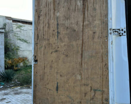 Мерседес T2 1996 в Белгород-Днестровском на Automoto.ua Белый Мерседес T2, объемом двигателя 3.97 л и пробегом 893 тыс. км за 7500 $, фото 28 на Automoto.ua