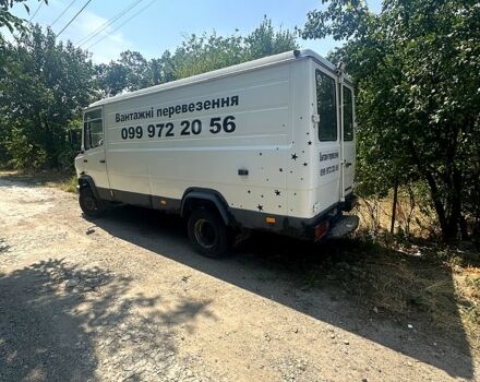 Белый Мерседес T2, объемом двигателя 4 л и пробегом 600 тыс. км за 5800 $, фото 4 на Automoto.ua