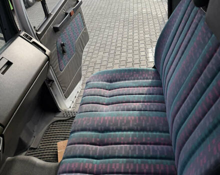 Білий Мерседес T2, об'ємом двигуна 4.3 л та пробігом 710 тис. км за 10600 $, фото 17 на Automoto.ua