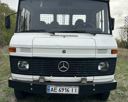 Белый Мерседес T2, объемом двигателя 3.78 л и пробегом 50 тыс. км за 6200 $, фото 1 на Automoto.ua